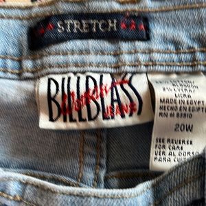 Bill Blass 20W women’s jeans. GUC